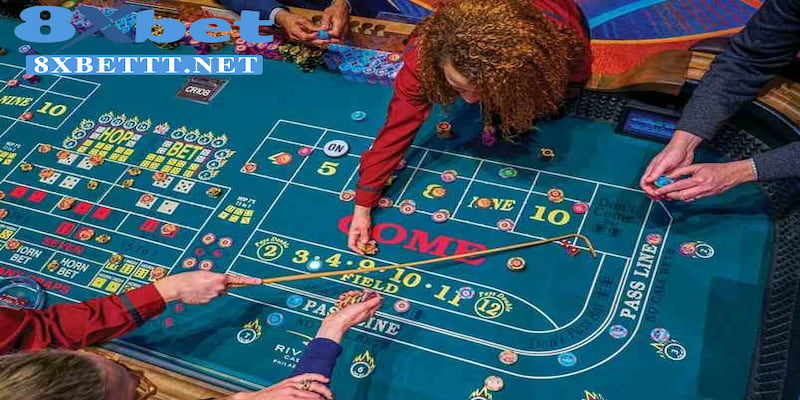 Hướng Dẫn Chơi Craps Trực Tuyến Với Chiến Thuật An Toàn 6 Khám phá cách chơi craps siêu thú vị và đơn giản tại 8Xbet